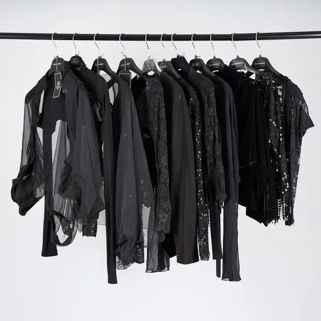 BOLERO/CAPE mm, 11 st, bl. a. Valentino, Ferré.