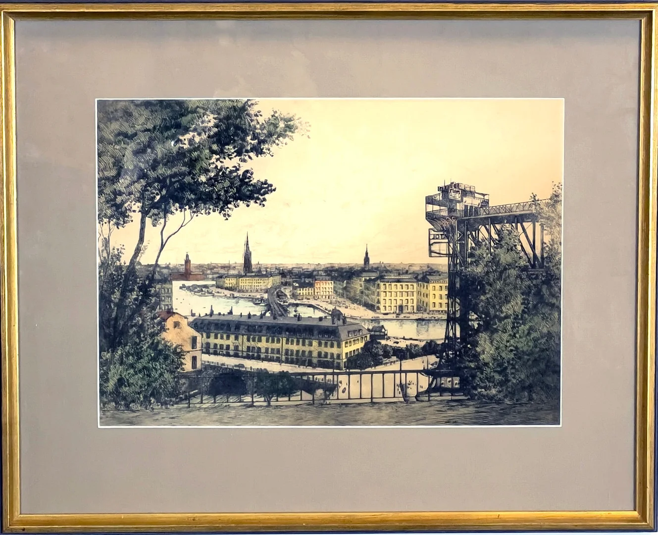 JEAN SKOGLUND. Färgetsning, "Stockholm från Mosebacke". — Engravings & Prints — Roslagens Auktionsverk
