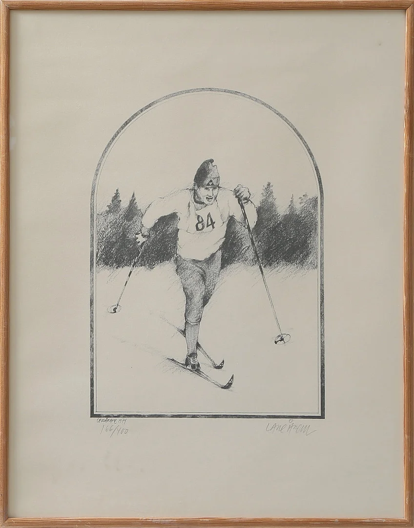 LASSE ÅBERG. LITO, Skidåkare, signerad, 1900-tal. — Engravings & Prints — Kalmar Auktionsverk
