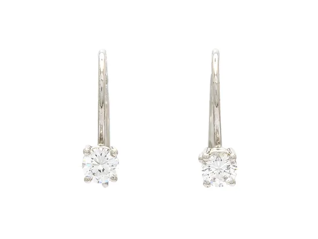 ÖRHÄNGEN, 18K vitguld, 2 briljantslipade diamanter ca 0,56 ctv, ca TW/VS, krokar, längd 1,5 cm, vikt 1,6 g.