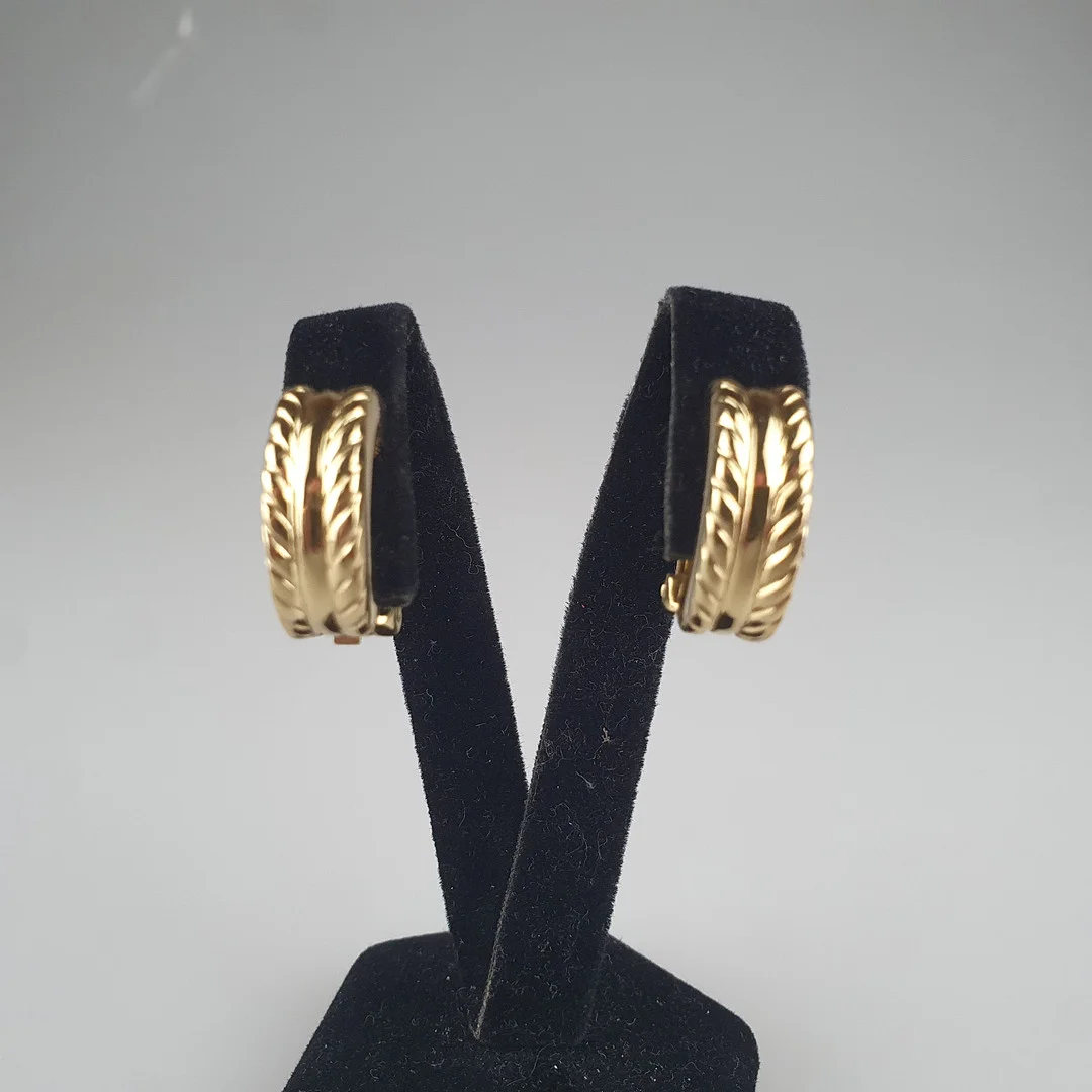 - Paar Vintage-OHRCLIPS/HALBCREOLEN - Henkel & Grosse (Pforzheim). — Earrings — Auktionshaus Blank