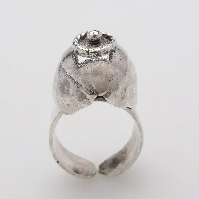 ROSA TAIKON. RING, SILVER, STOCKHOLM, 1972.