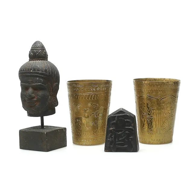 BÄGARE samt STÄMPEL och SKULPTUR, 4 delar, orientaliska.