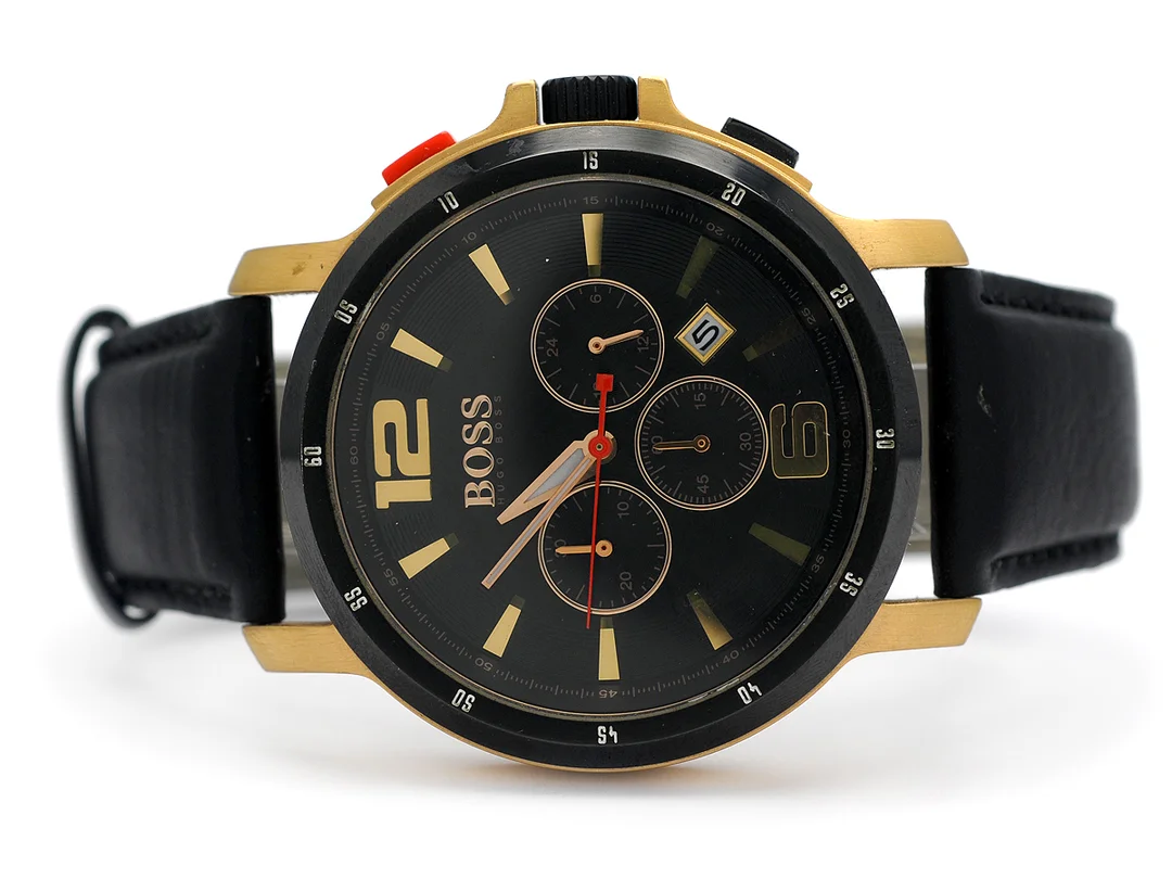 BOSS, kronograf, herrur, 49 mm, Boett nr. HB.134.1.34.2326/4.089.049, PVD, mineralglas, datum, 24-timmarsvisning, läderband, originalspänne, ca 2011, box, ytterkartong. — Klockor/Boss — Kaplans