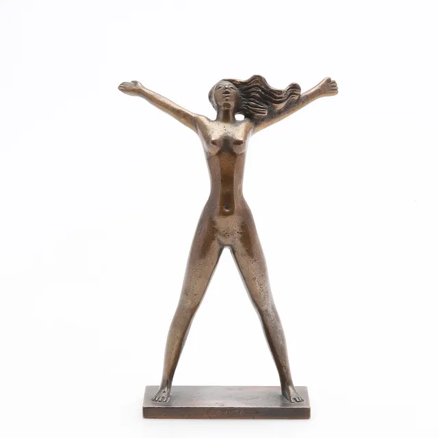 STIG BLOMBERG. Skulptur, brons, "Fritidsflickan/Våren" monogramsignerad, SB Ystad Metall, 1940-tal.