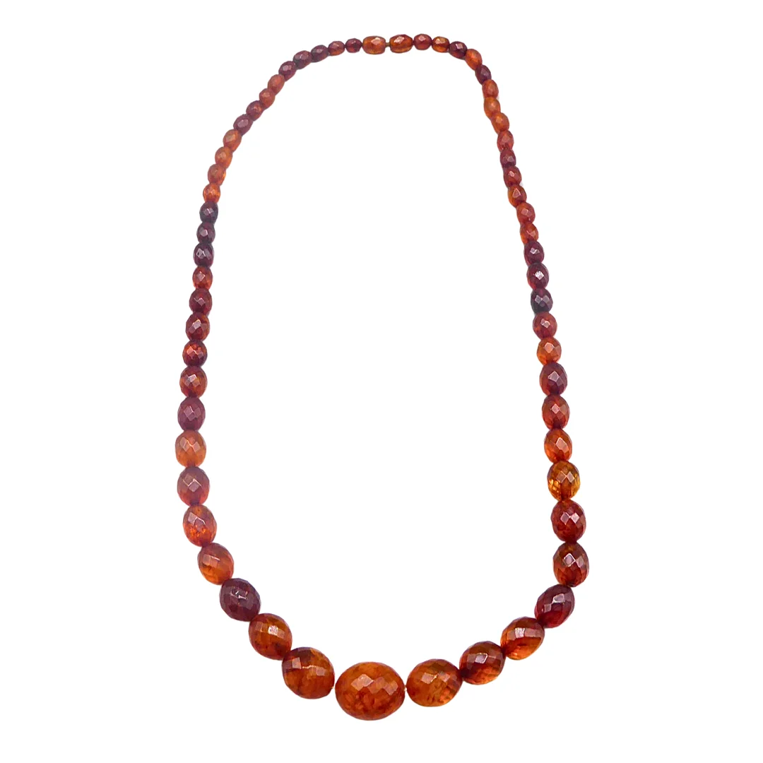 HALSKETTE MIT DREHVERSCHLUSS. — Necklace — Auktionshaus Stuber's Hammerschlag
