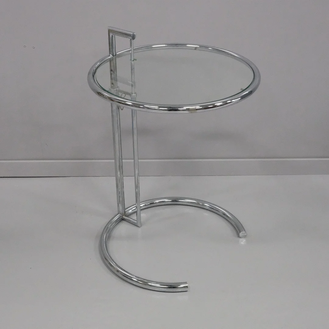 EILEEN GRAY. BORD, MODELL E1027, KROM OCH GLAS, ETIKETTMÄRKT. — Tables — Björnssons Auktionskammare