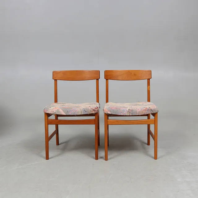 STOLAR, ett par, teak, 1900-talets andra hälft.
