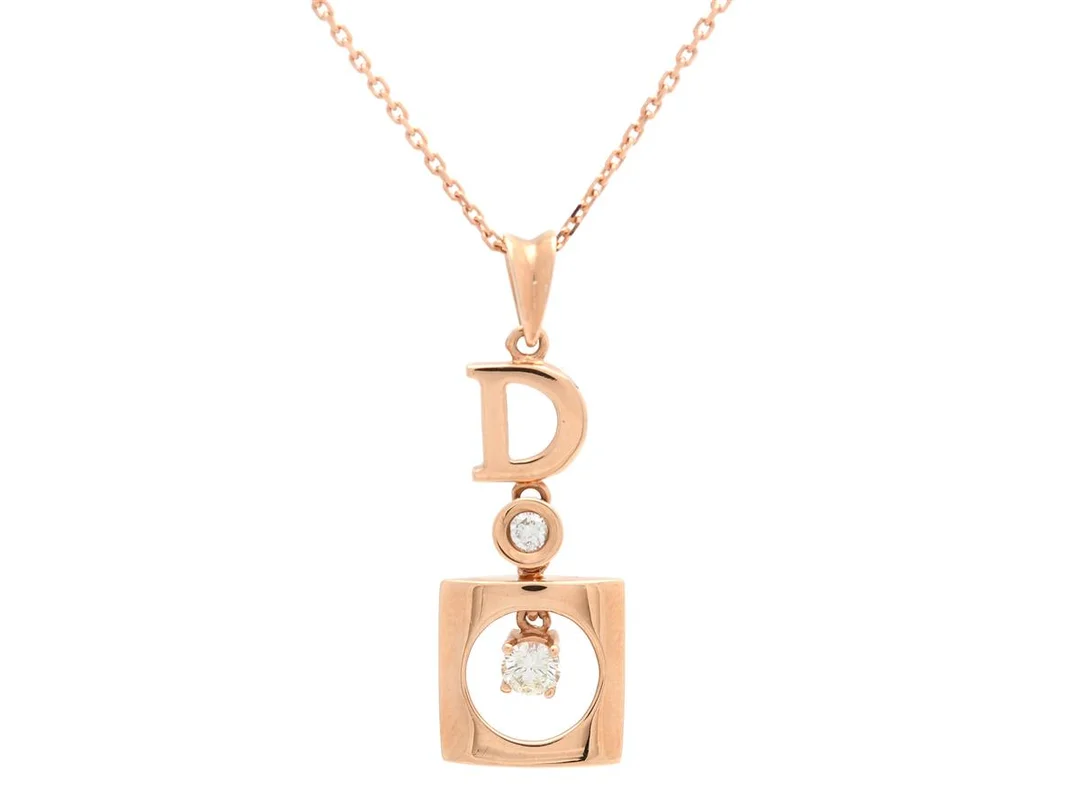 HÄNGE/KEDJA, 18K roséguld, 2 briljantslipade diamanter ca 0,148 ctv, ca W-TCa/VS-P, längd 43 cm, vikt 3,3 g. — Smycken/Hänge med kedja — Kaplans