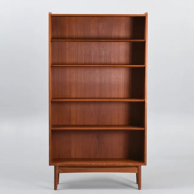 JOHANNES SORTH. For Nexø Møbelfabrik. Fritstående reol i teak. Danmark, 1960'erne.