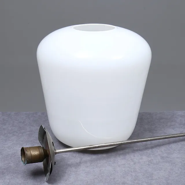 TAKLAMPA, funkis, glas och metall, 1900-tal.
