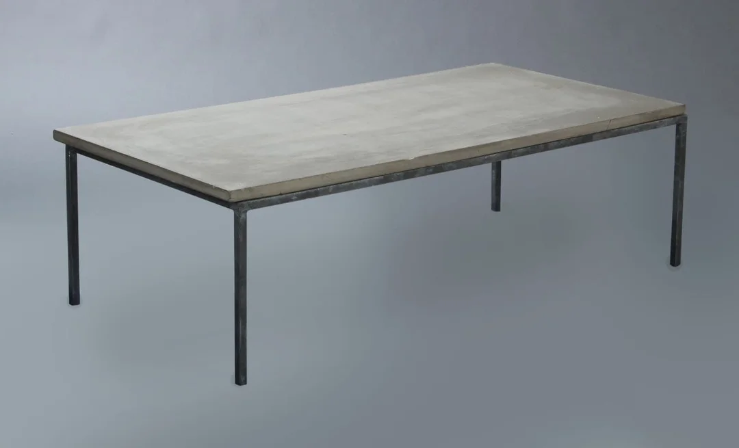 Sofabord i beton med stel i stål — Furniture/Coffee tables, occasional tables — Lauritz