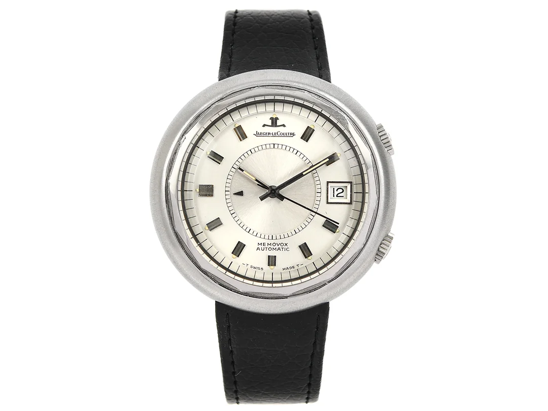 JAEGER-LE COULTRE, Memovox, Snowdrop (-T Swiss Made T-), "Speed Beat", Cal 916, Serie nr. 2141827, Ref nr. E877, Boett nr. 1300856, herrur, 43 mm, stål, automatisk, mineralglas, datum, alarm, läderband, originalspänne i stål, cert (ej ifyllt), ca 1971, box. — Klockor/Jaeger-Le Coultre — Kaplans
