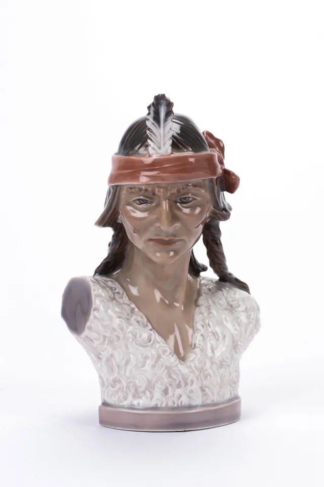 Dahl Jensen. Figure of porcelain in the form of an Indian, no. 1362