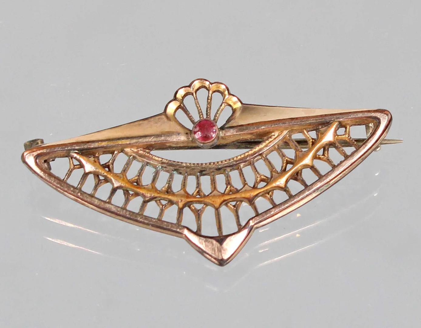BROSCHE, Jugendstil um 1900. — Brooches & Pendants — Auktionshaus Bossard