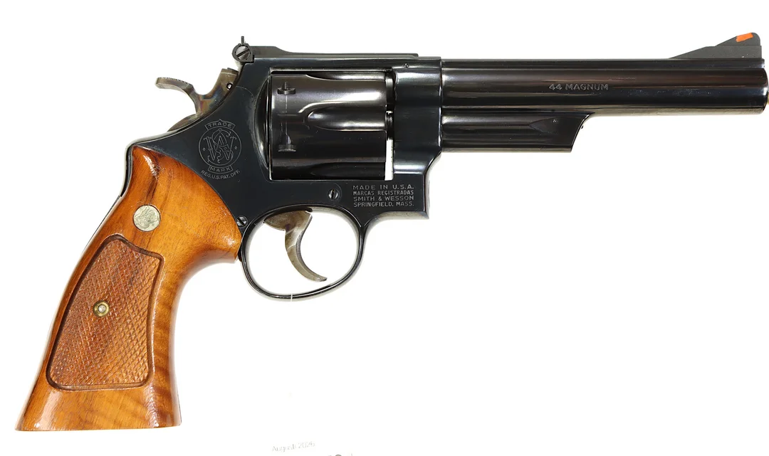 REVOLVER, fabrikat Smith & Wesson, modell 29-2, kaliber .44 Magnum, tillv.nr N661419. — Revolvers — Walter Borg