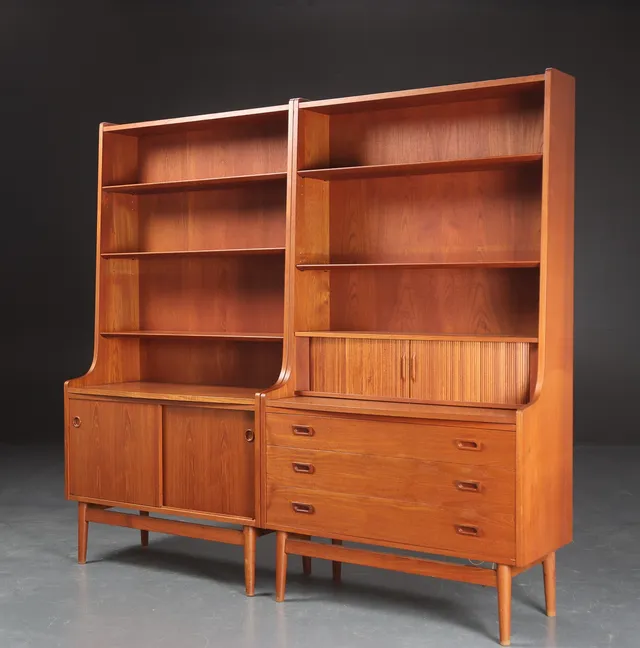 Johannes Sorth. 'Bornholmer-reolen' af teak (2)
