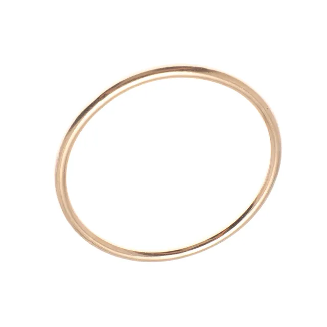 A 15CT GOLD BANGLE.