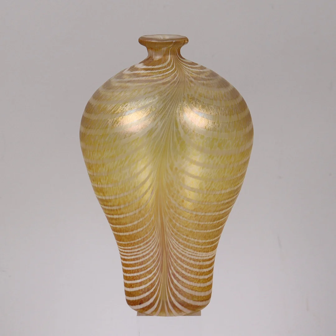 BERTIL VALLIEN. “Minos”, vas i glas, Kosta Boda, Artist Collection. — Art glass — Markus Auktioner