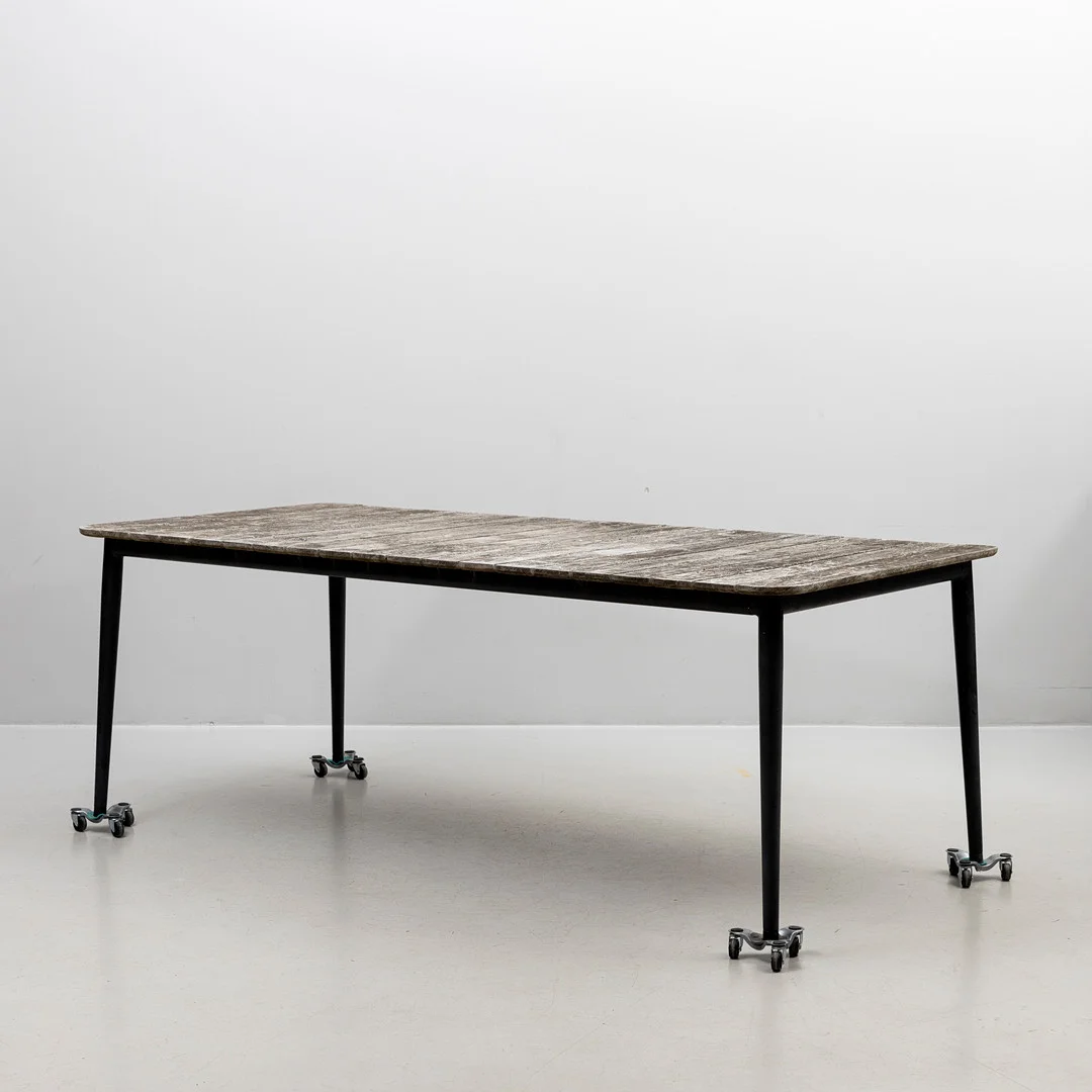 TRÄDGÅRDSBORD, teak och metall, 1900/2000-tal. — Garden — Auktionshuset Kolonn