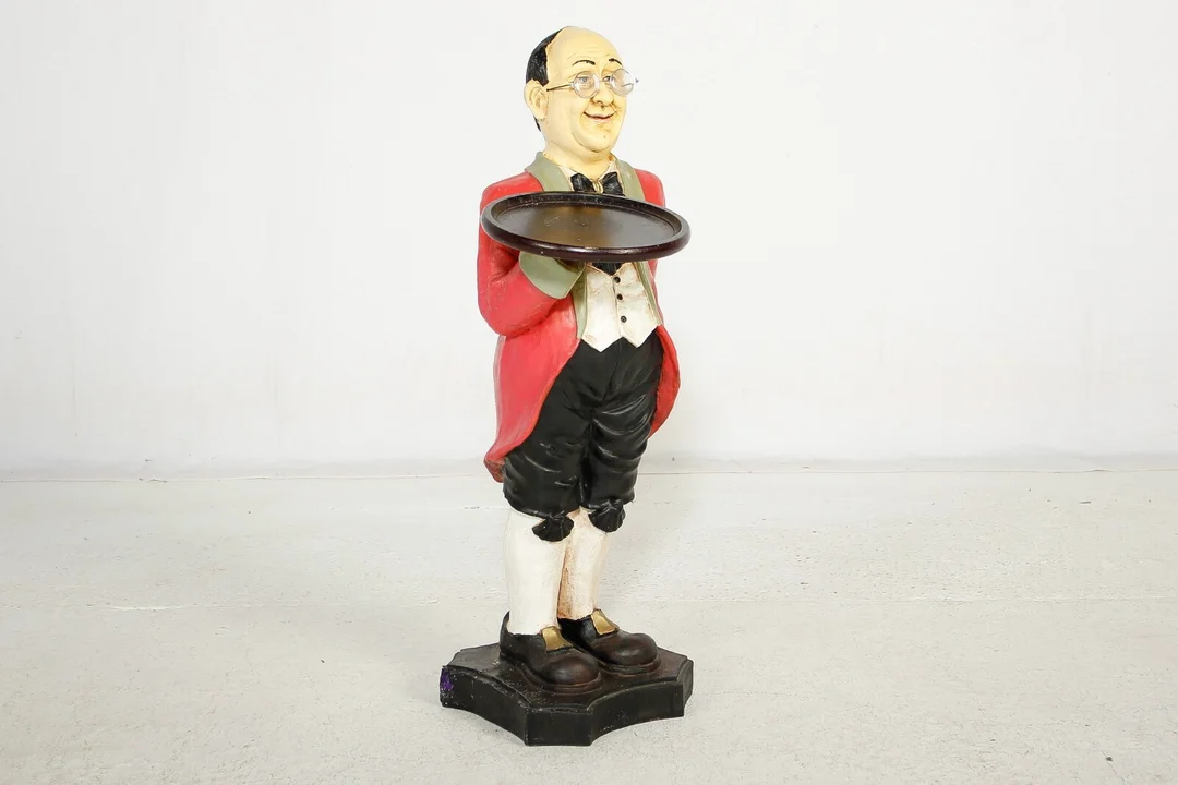Tjener / butler af bemalet kunst materiale — Hobby and collectibles/Collectibles — Lauritz