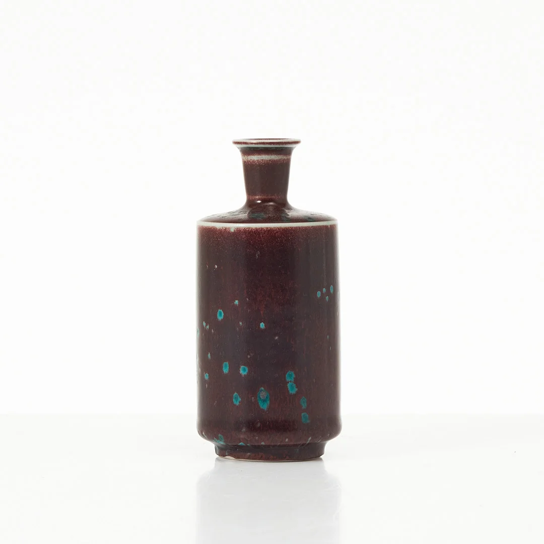BERNDT FRIBERG. Vas, stengods, omkring 1960, signerad, Gustavsbergs studio. — European — Stockholms Auktionsverk Magasin 5