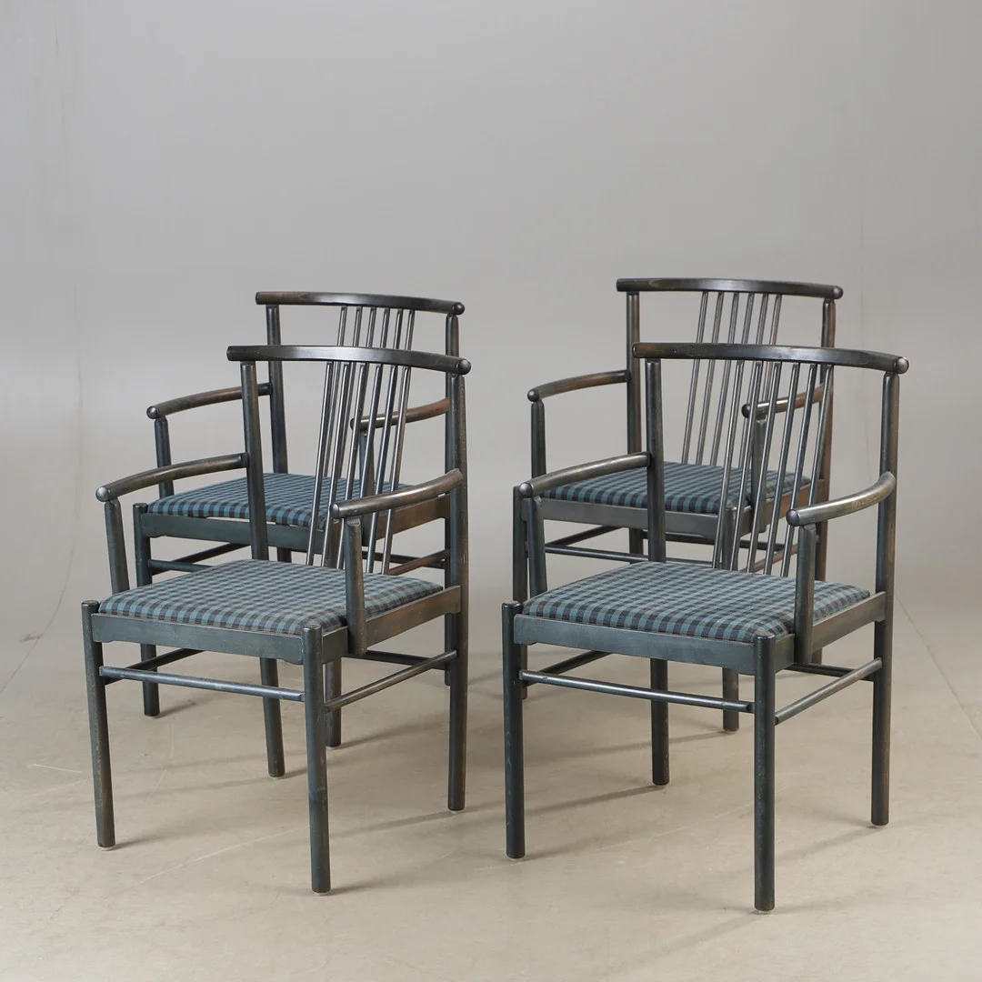 ERIK WÖRTZ. Karmstolar, 4 stycken, ”Lyran”, betsad bok, IKEA, 1960-tal. — Armchairs & Chairs — Helsingborgs Auktionskammare
