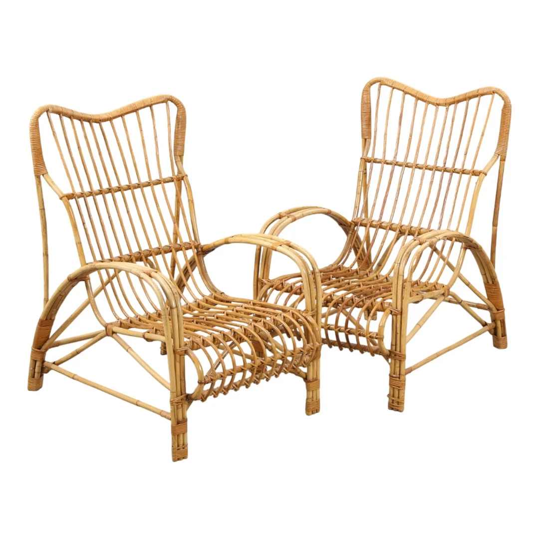 Et par lænestole af bambus og rattan, 1900-tallets midte (2). — Armchairs & Chairs — Bidstrup Auktioner