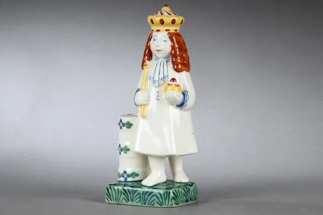 Aluminia. Børnehjælpsfigur. 'Kejserens nye klæder'