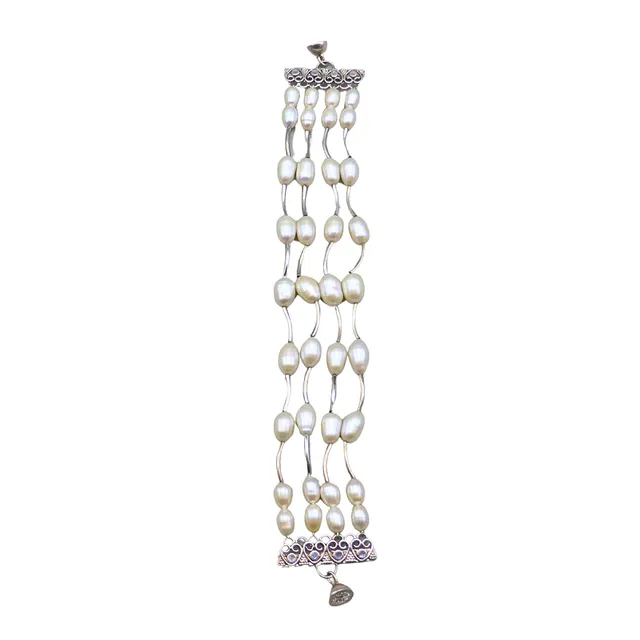 MEHRREIHIGES PERLENARMBAND AUS 925ER SILBER.