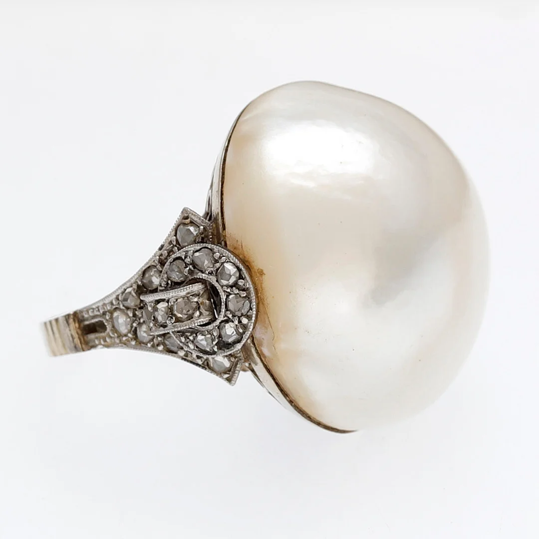 Large mabé pearl ring, mid 20th Century. — Rings — Balclis