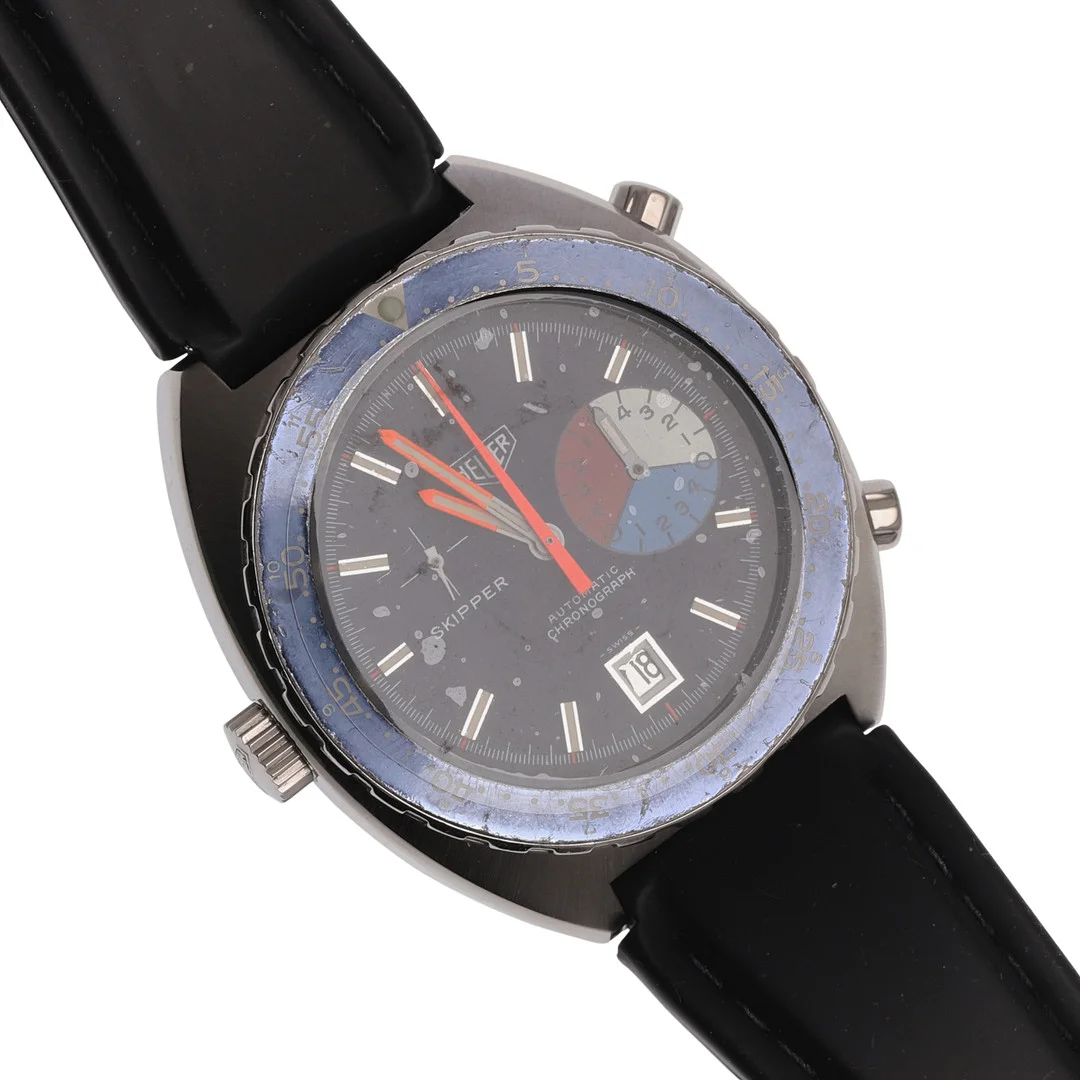 A GENTLEMAN'S STAINLESS STEEL AUTOMATIC CHRONOGRAPH SKIPPER WRISTWATCH BY HEUER. — Wristwatches — Lawrences Auctioneers