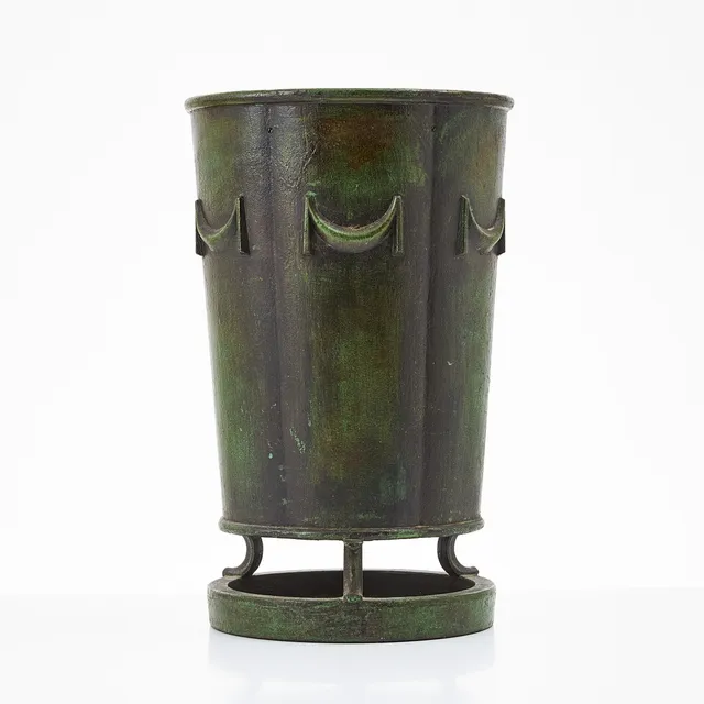 EDVIN OLLERS. Paraplyställ, Näfveqvarns bruk, 1920-tal, grönpatinerat järn.