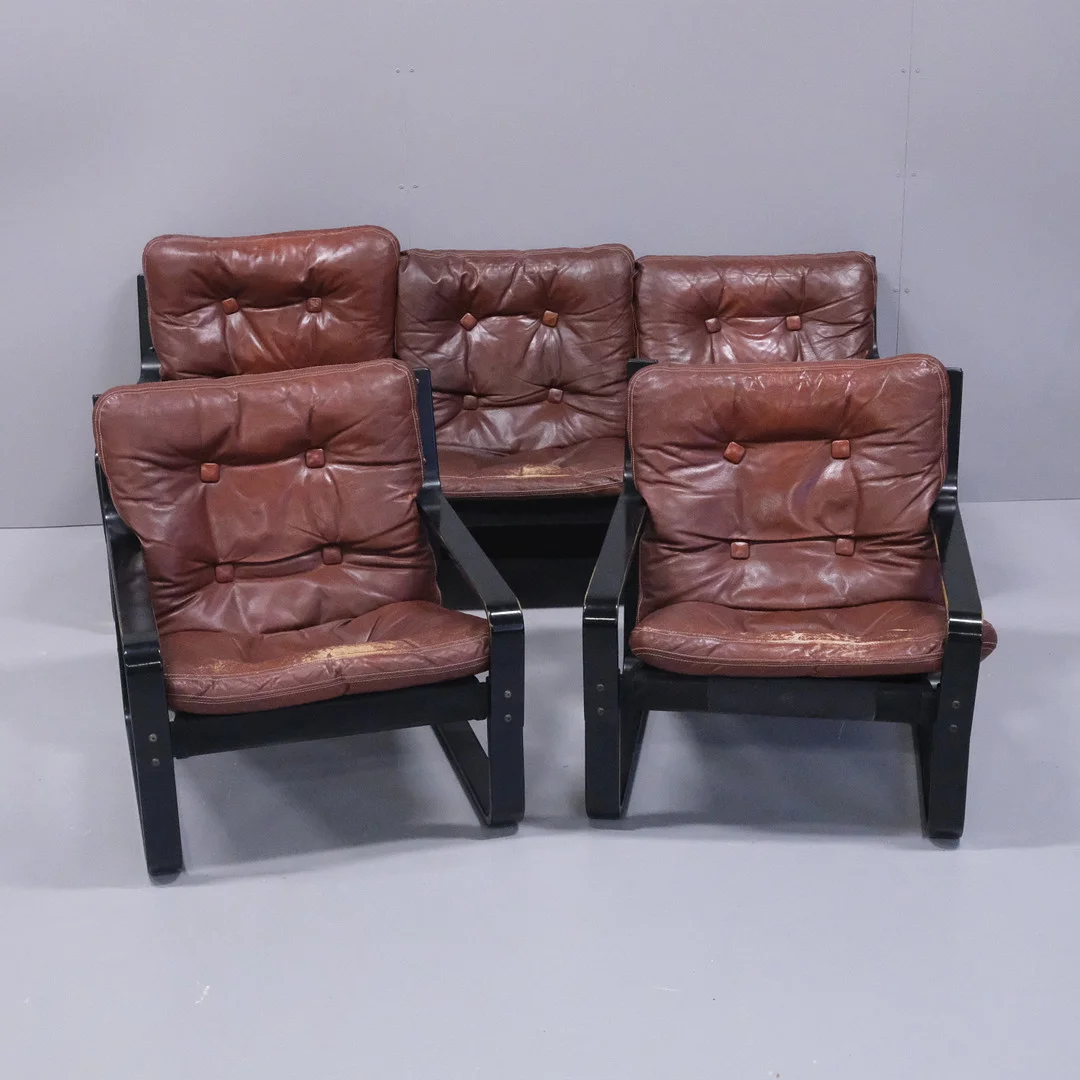 SOFFGRUPP, DANMARK, 1960/70-TAL, 3 DELAR. — Sofas & Seatings — Björnssons Auktionskammare