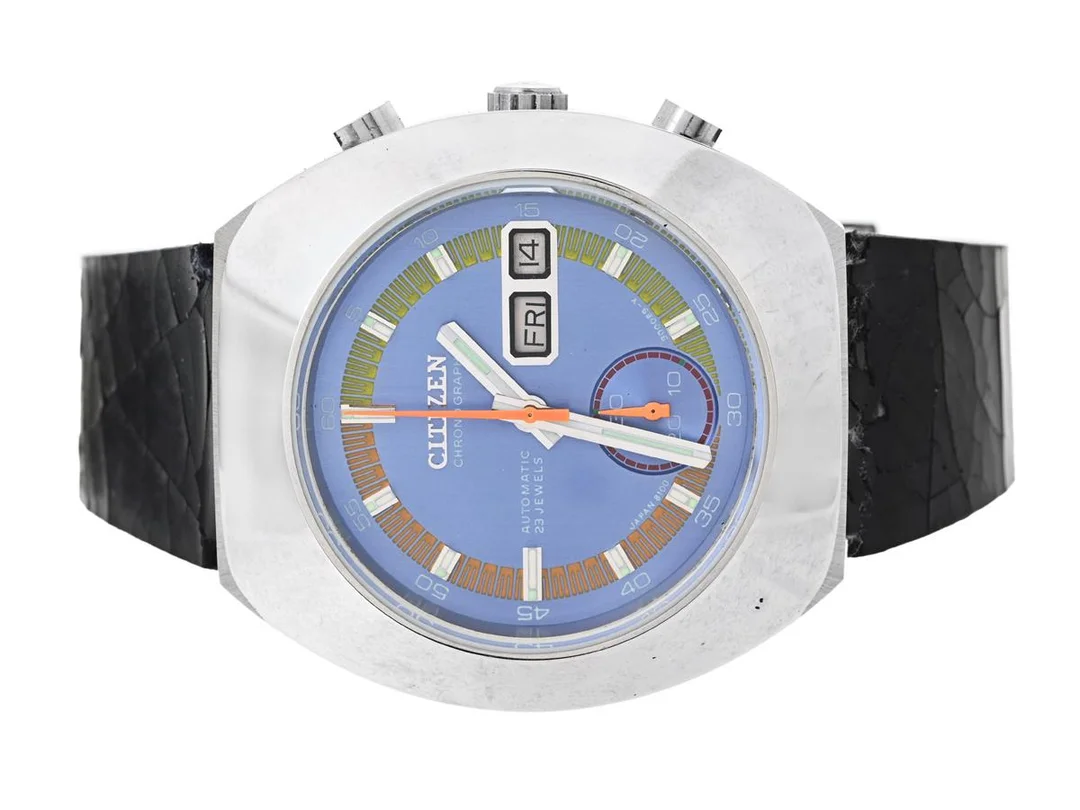 CITIZEN, kronograf, herrur, 39 mm, Cal 8100 A, Serie nr. 4013154, Boett nr. 4-900049 Y / 67-9631 / GN-4-S, stål, automatisk, mineralglas, dag, datum, läderband (fördjupad info), ca 1974. — Klockor/Citizen — Kaplans