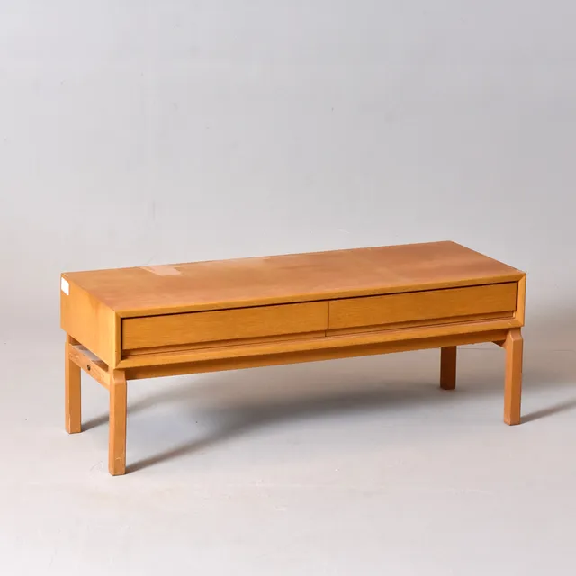 MARIAN GRABINSKI. hallbyrå/bänk, ek, IKEA, 1960-tal.