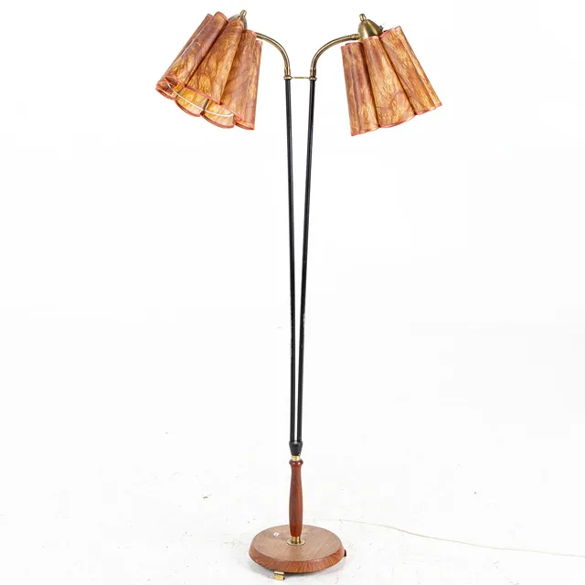 GOLVLAMPA, 2 - armad, 1900 - talets mitt.