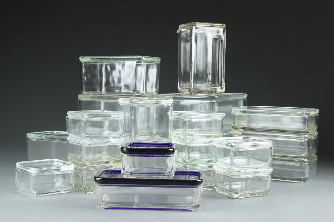 Wilhelm Wagenfeld mm. En samling opbevaringsglas (23) — Hobby and collectibles/Collectibles — Lauritz