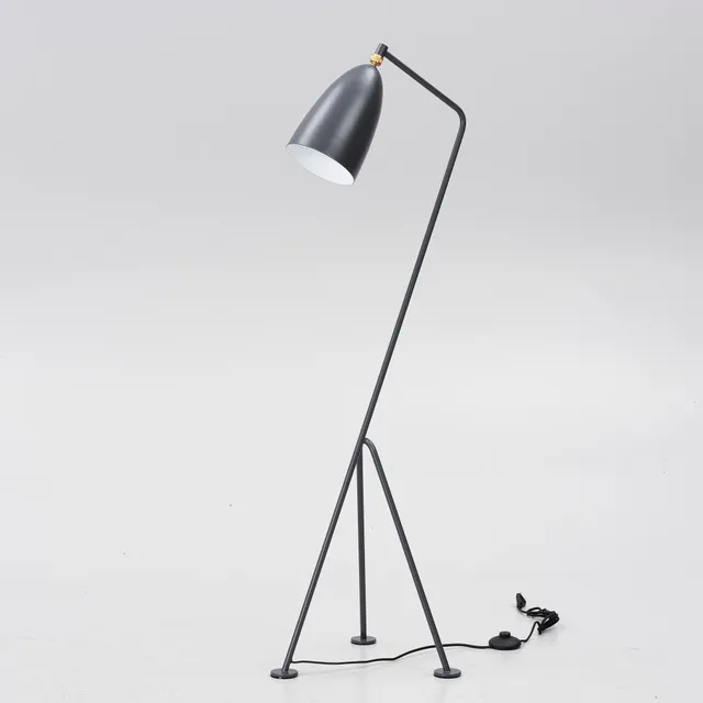 Greta Magnusson Grossman, golvlampa, "Gräshoppan", GUBI, Danmark.