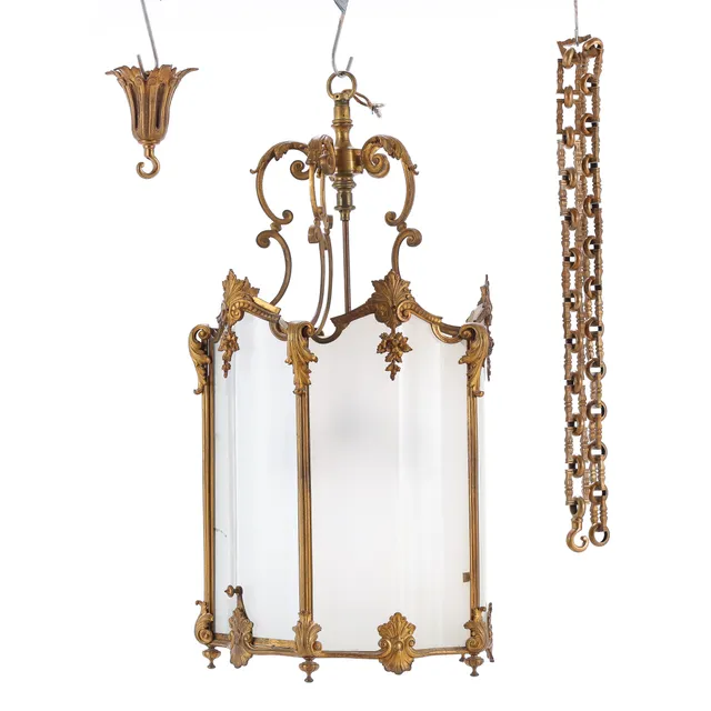 Large hall lantern