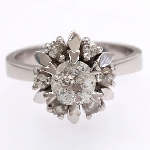 Diamonds rosette ring, circa 1960.