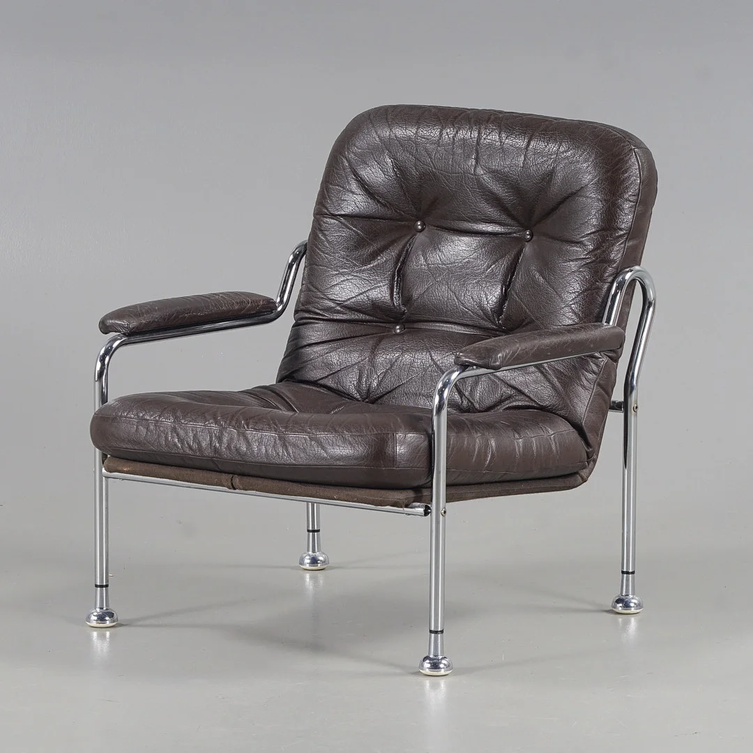 BO EIGERT. Fåtölj "Stålbo" Firma B. Eigert AB, Hova, 1970-tal. — Armchairs & Chairs — Karlstad Hammarö Auktionsverk