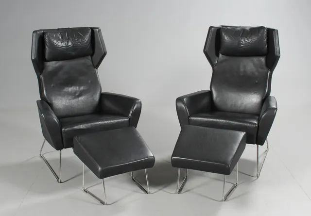 Roger Persson. Par lænestole samt skamler, model Select (4)
