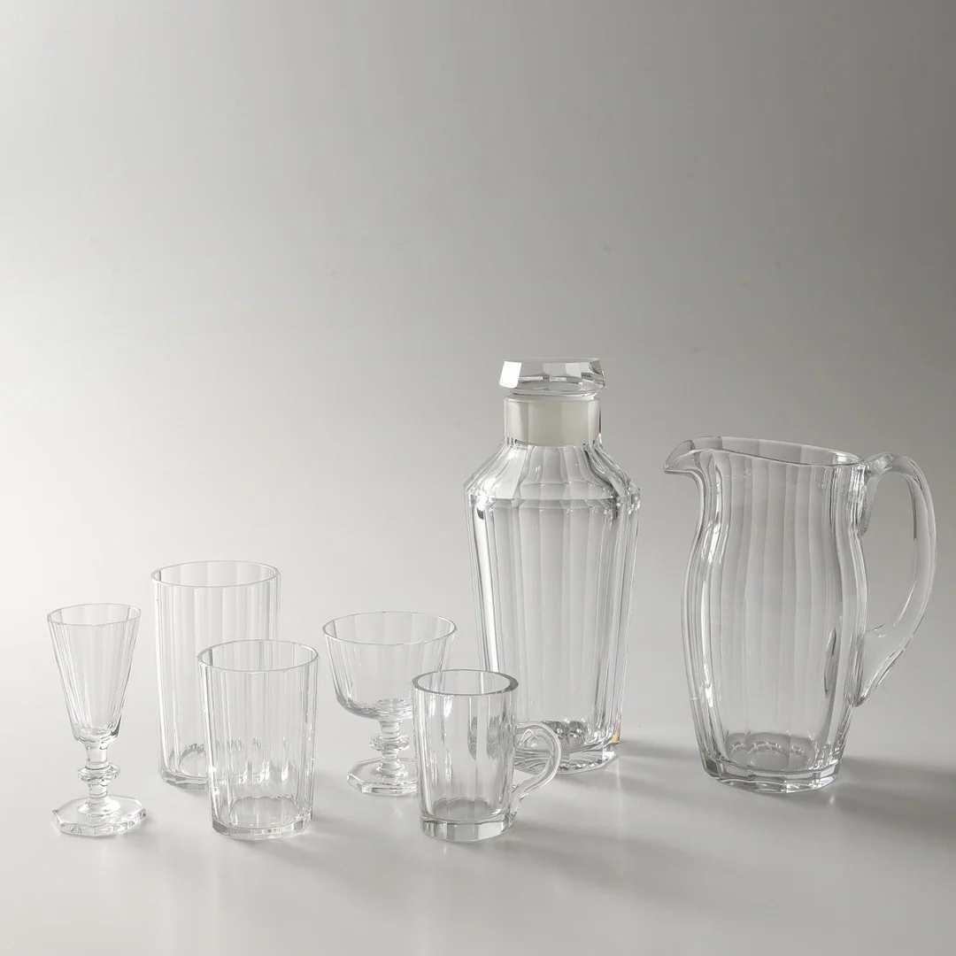 ELIS BERGH. Glasservis, 56 delar, "Karlberg", glas, Kosta. — Tableware — Helsingborgs Auktionskammare