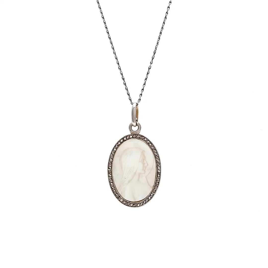Belle Époque devotional medal, circa 1925. — Brooches & Pendants — Balclis