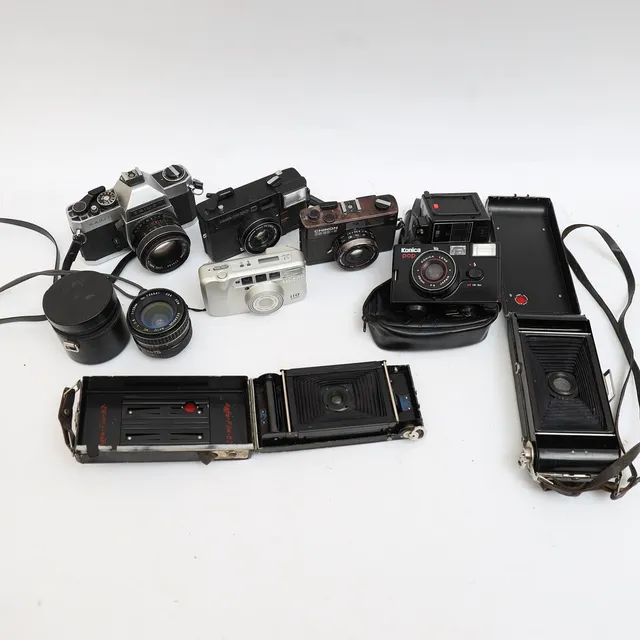 KAMEROR MED TILLBEHÖR, Konica, minolta, med mera.