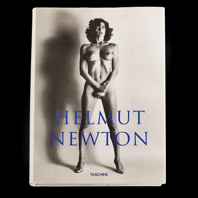 HELMUT NEWTON (USA, 1920-2004), fotobok, "Sumo", Taschen, 2009. Editerad av June Newton.