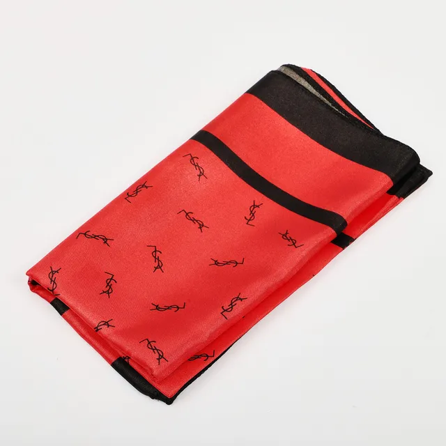 YVES SAINT LAURENT. Scarf, siden, Frankrike.