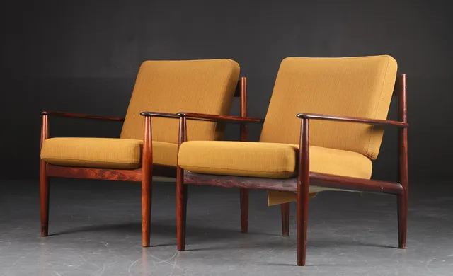 Grete Jalk. A pair of rosewood lounge chairs (2)