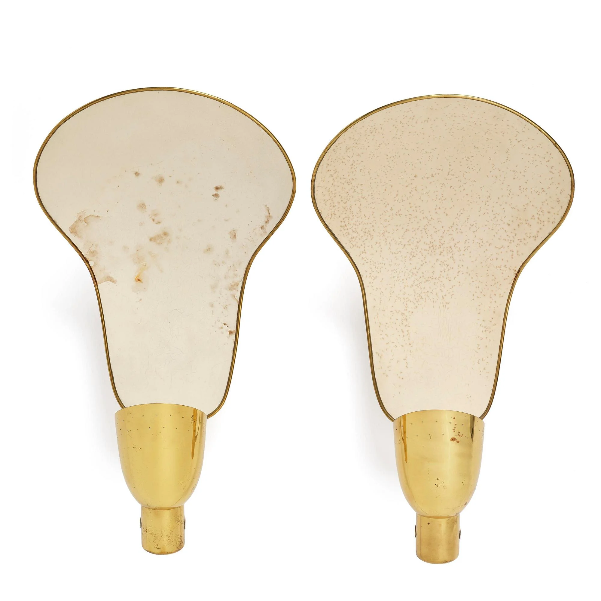 Carl-Axel Acking, vägglampor, ett par, modell 5029, Bröderna Malmströms Metallvarufabrik, Malmö, 1950-tal. — Bukowskis